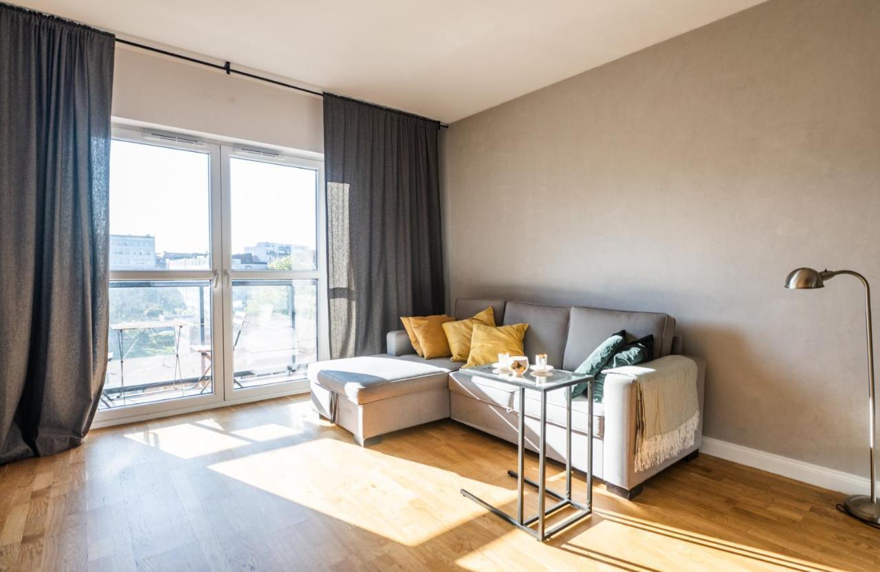 Krucza Apartment ~ Self Check-In 24H ~ Parking And Lift Wrocław Buitenkant foto