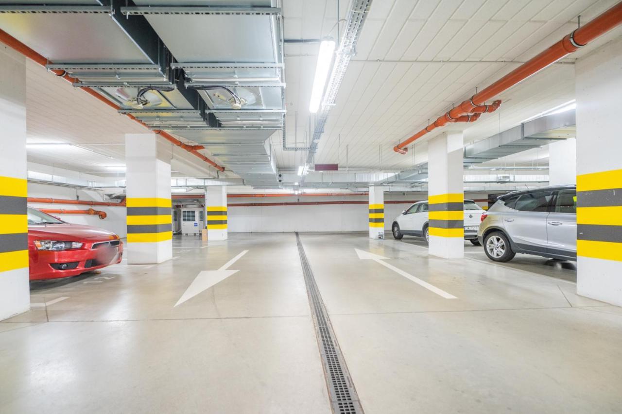 Krucza Apartment ~ Self Check-In 24H ~ Parking And Lift Wrocław Buitenkant foto